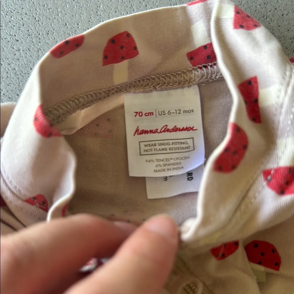 Hanna Andersson Mushroom Print Footie One-Piece 6-12M